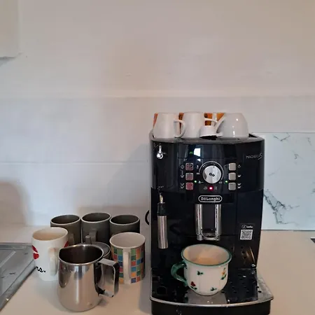 Julia Self-checkin *