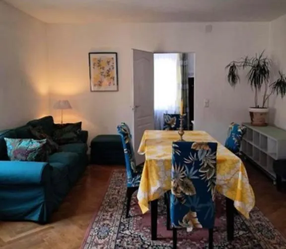 Julia Self-checkin * Weißkirchen in Steiermark