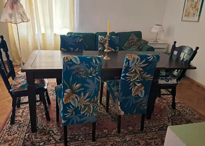 Julia Self-checkin Weisskirchen in Steiermark