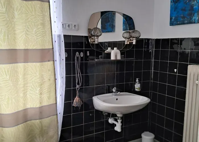 Julia Self-checkin *